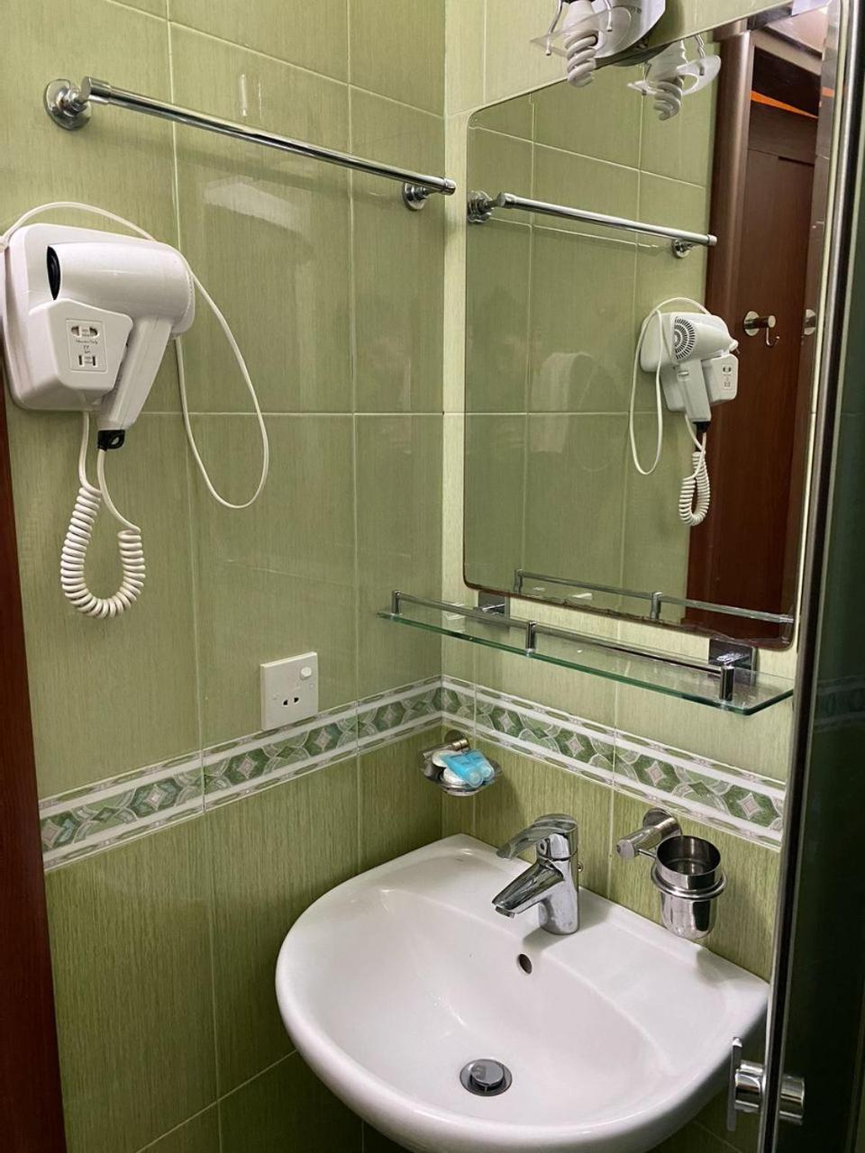 טביליסי Hotel Pavo מראה חיצוני תמונה